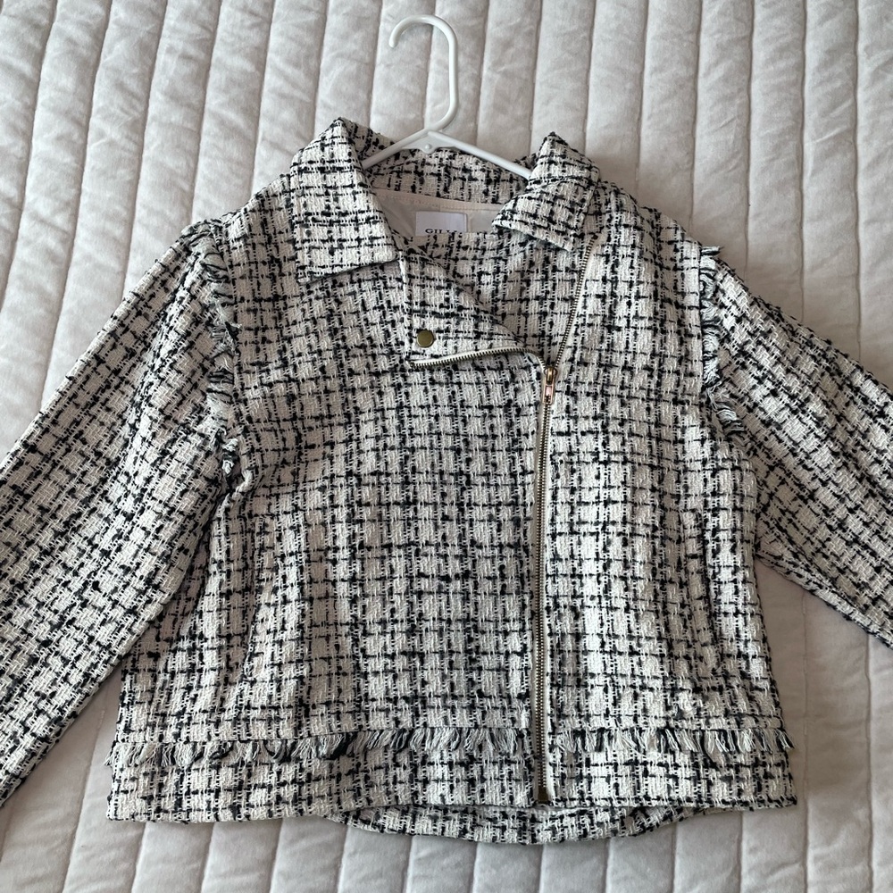 Stylish Tweed Jacket - Black & White